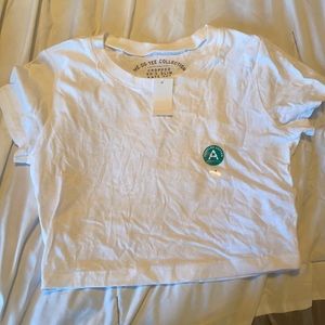 White cropped tee